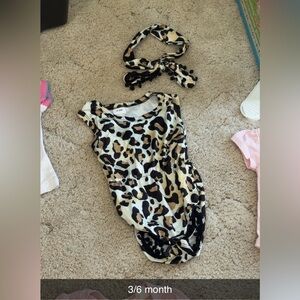 13 items 3/6 month girl clothes